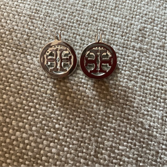 Red Leather Accessory - Picture 4 of 5